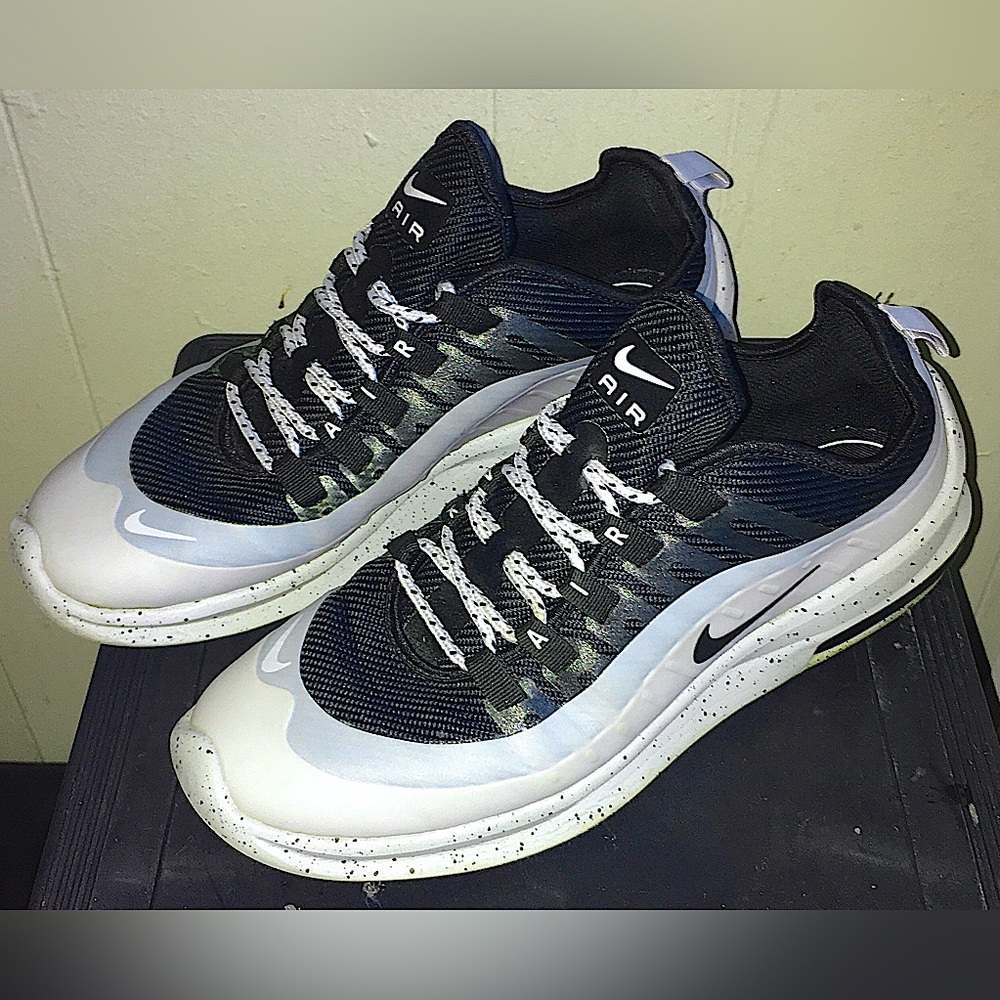 Sz 9 Nike Air Max Axis Premium Wolf Grey Sneaker